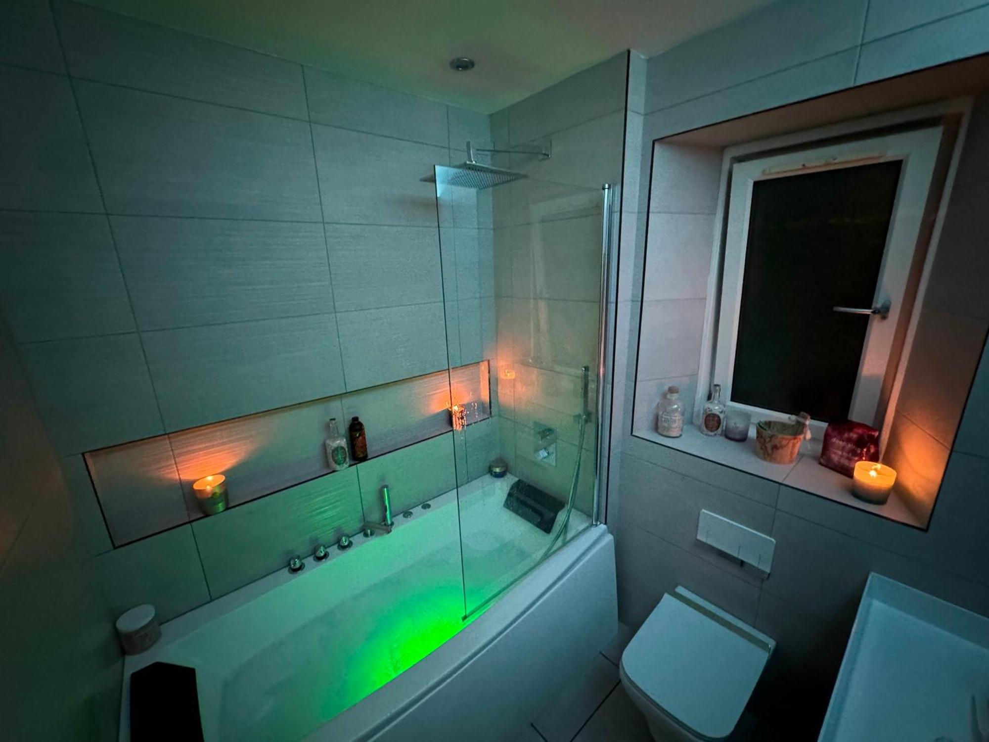 Apartment Immanuel House - Modern Luxury Victorian 1872 - Free Parking & Superfast Fibre Optic Wifi Edinburgh